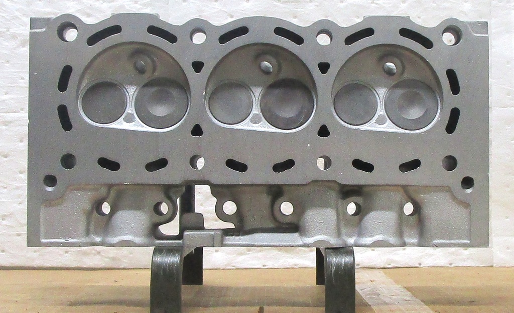 1982-1983 Reconditioned Aluminum Cylinder Head For Ford 3.8L/232 CID V6, 12V OHV ( BOTH ) with Valves and Springs only, Casting # RF.E3SE 6090-A7D, 2F51, Vin : 3, Compatible with : F-Series Trucks, Granada, LTD, Mustang, Thunderbird, ( No core charge ) this is a Used casting so there are visible chips and scratches but they will not affect the performance of the cylinder head, Please ask for shipping information