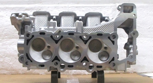 [23L018WC] 2002-2004 +, Reconditioned Aluminum Cylinder Head For Dodge 3.7L/226 CID V6, 12 Valve SOHC ( LEFT ) With Cams, Casting # 53020983AB 61A, 2DA8L, With No EGR, Compatible With : Dakota, Durango, Ram Series Trucks Vin : k ( $200.0 Core Charge ) this is a Used casting so there are visible chips and scratches but they will not affect the performance of the cylinder head. C.H.E will provide Return Core label, please ask for shipping information.