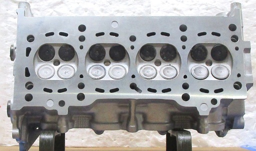 [580007WC] 1993-1997 Reconditioned Aluminum Cylinder head for Mazda/Ford 2.0L/2000 CID L4, 16V DOHC ( IN LINE ) Cast# FS2, 2623, Compatible with : 1993-1997 626, MX-6, Ford Probe ( $100.00 Core Charge ) this is a Used casting so there are visible chips and scratches but they will not affect the performance of the cylinder head. C.H.E will provide Return Core label, please ask for shipping information.