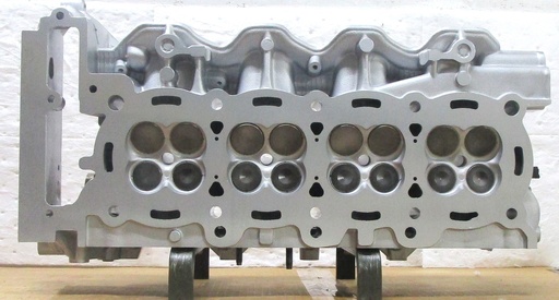 [11R011WC] 1996-1999 Reconditioned Aluminum Cylinder head for Cadillac 4.6L/281 CID V8, 32 Valve DOHC ( RIGHT ) With Cams, Casting # 3533990, 2K40R, Compatible With : Deville, Eldorado, Seville, Vin : Y ($100.00 Core Charge ) this is a Used casting so there are visible chips and scratches but they will not affect the performance of the cylinder head. C.H.E will provide Return Core label, please ask for shipping information.