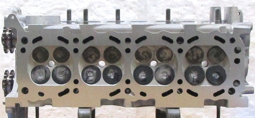 [5W0309WC] 1993-1997 Reconditioned Aluminum Cylinder Head For Nissan 2.4L/2389 CID L4, DOHC 16 Valve ( IN LINE ) With Cams , Casting # 1E4 4L, KA24DE Compatible With : Altima , Vin : B ( $150.0 Core Charge ) this is a Used casting so there are visible chips and scratches but they will not affect the performance of the cylinder head. C.H.E will provide Return Core label, please ask for shipping information.